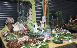 Vánoční floristika - 46712285 1251045121720129 3974095400326922240 o