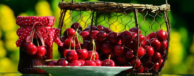 Výběr, péče a výsadba ovocných stromů - cherries 1513949 1920